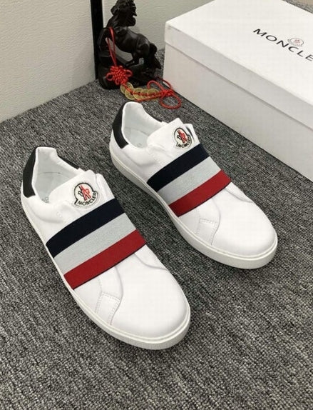 les sneakers Moncler Low Femme sont un témoignage de l'engagement de Moncler à combiner style et performance. Exceptionnel