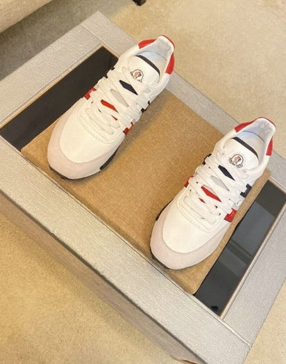 les sneakers Moncler Low Femme sont un témoignage de l'engagement de Moncler à combiner style et performance. Exceptionnel