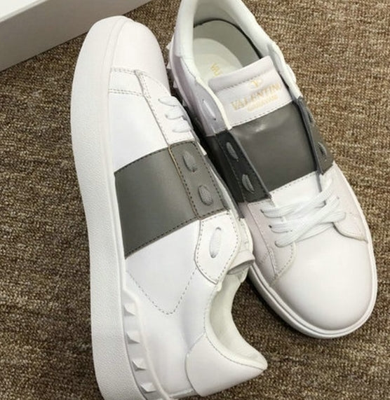 les chaussures Valentino Low Femme sont un témoignage de l'engagement de Valentino à combiner style et sophistication.