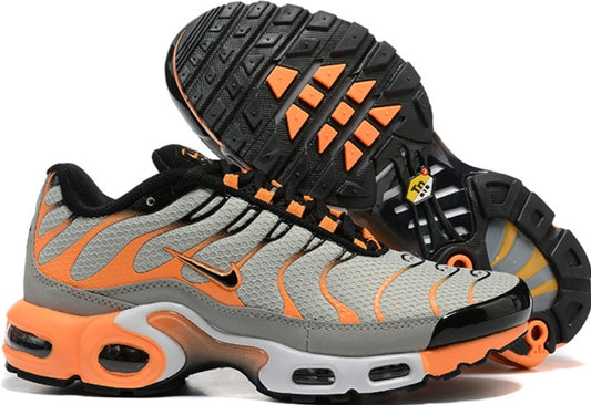 baskets Nike Air Max Plus Grey Orange