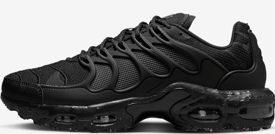  Les baskets Nike TN Air Max Terrascape Plus offrent un style polyvalent et une performance robuste.

 design distinctif.pas cher. Le moins cher.