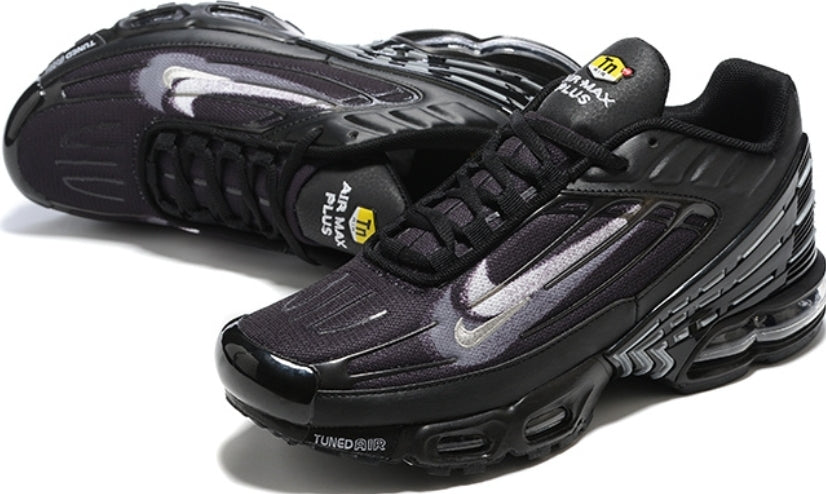 baskets Nike Air Max Plus 3Stencil Swoosh Black