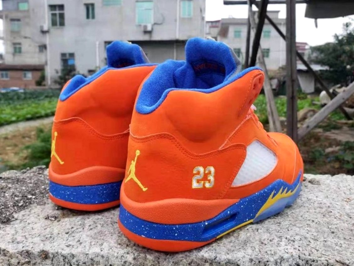 Les baskets Air Jordan 5 offrent un style audacieux et une performance exceptionnelle. leur design unique emblématique. Pas cher. Le moins cher. 