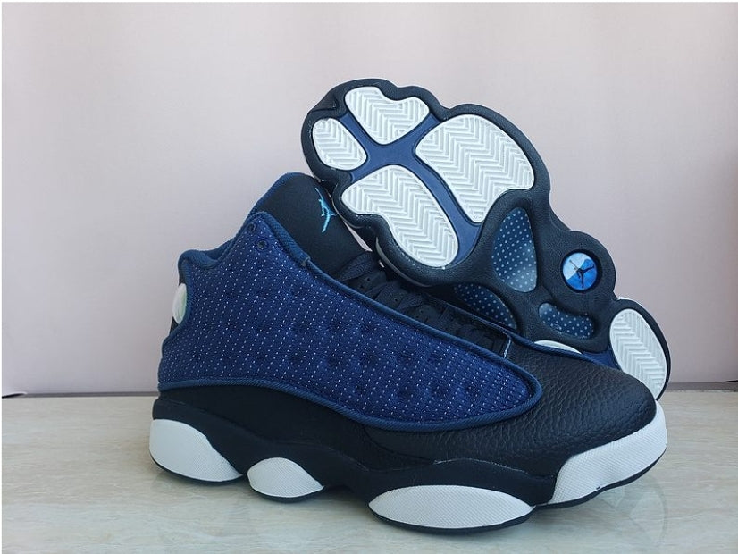 Les baskets Air Jordan 13 offrent un style emblématique et une performance exceptionnelle.
 design distinctif .pas Cher. Moins cher.