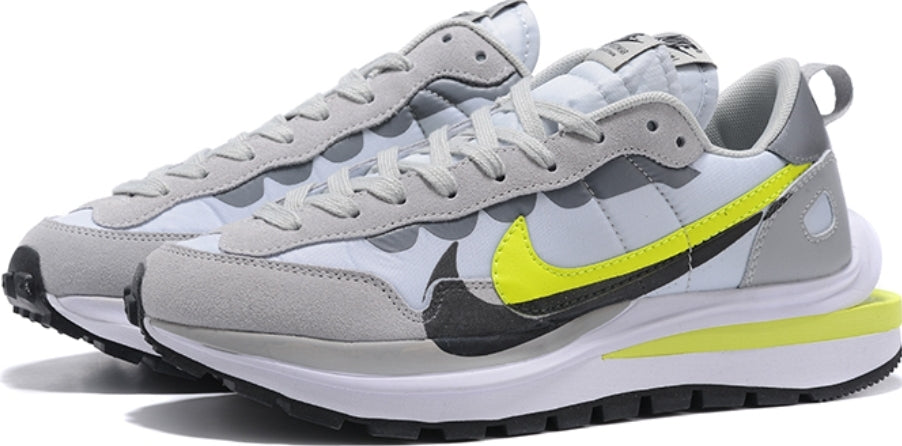 Les Baskets Nike LDWaffle x Sacai combinent style audacieux et innovation. Leur design surdimensionnées . Pas cher. Le moins cher.