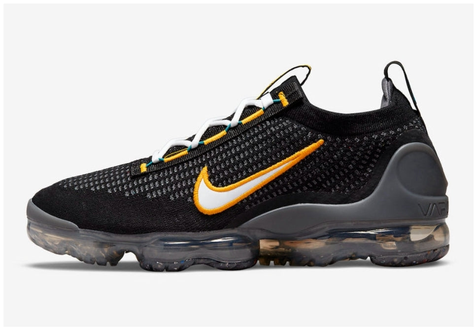 Nike Air VaporMax 2021 FK
 Black University Gold