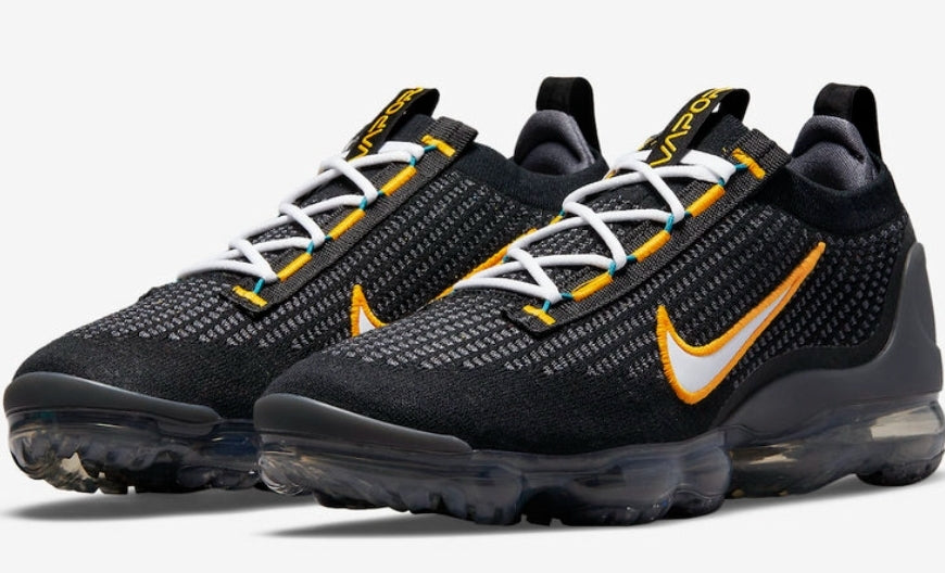 Nike Air VaporMax 2021 FK
 Black University Gold