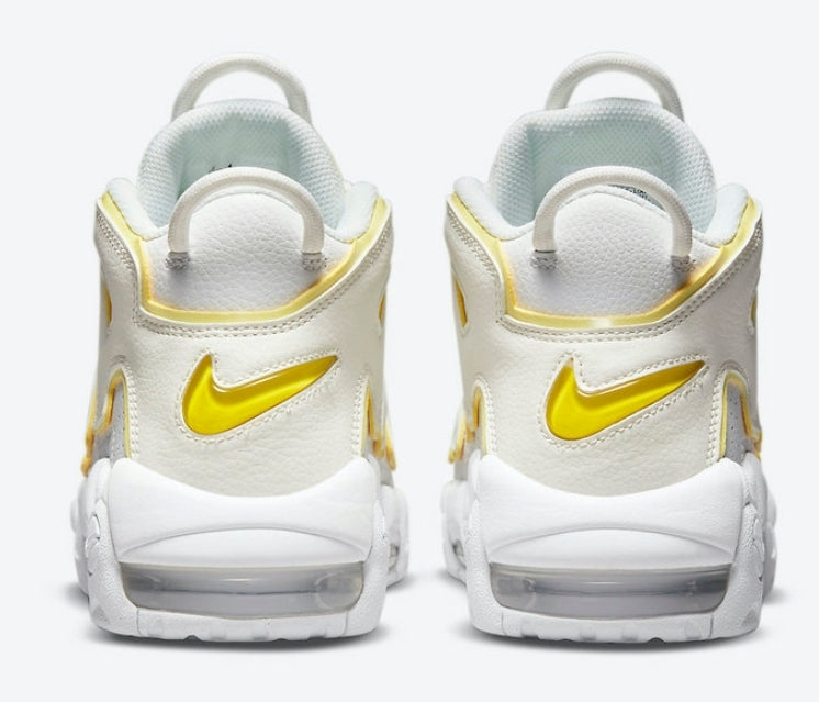 Les baskets Nike Air Uptempo combinent style audacieux et innovation. Leur design emblématique et leurs lettres surdimensionnées . Pas cher. Le moins cher.