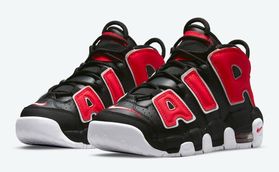 Les baskets Nike Air Uptempo combinent style audacieux et innovation. Leur design emblématique et leurs lettres surdimensionnées . Pas cher. Le moins cher.