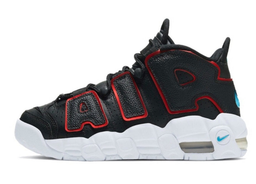 Les baskets Nike Air Uptempo combinent style audacieux et innovation. Leur design emblématique et leurs lettres surdimensionnées . Pas cher. Le moins cher.