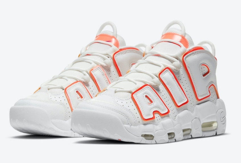 Les baskets Nike Air Uptempo combinent style audacieux et innovation. Leur design emblématique et leurs lettres surdimensionnées . Pas cher. Le moins cher.