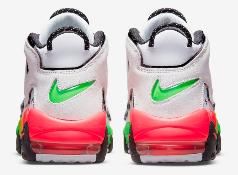 Les baskets Nike Air Uptempo combinent style audacieux et innovation. Leur design emblématique et leurs lettres surdimensionnées . Pas cher. Le moins cher.