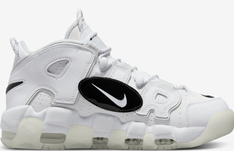 Les baskets Nike Air Uptempo combinent style audacieux et innovation. Leur design emblématique et leurs lettres surdimensionnées . Pas cher. Le moins cher.