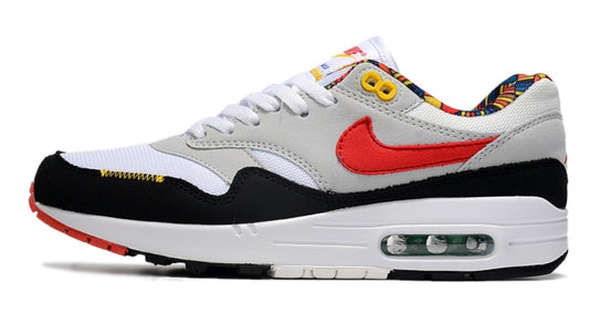 Les baskets Nike Air Max 1 sont iconiques pour leur style emblématique.retro incontournable pas cher. Le moins cher.exceptionnel 
