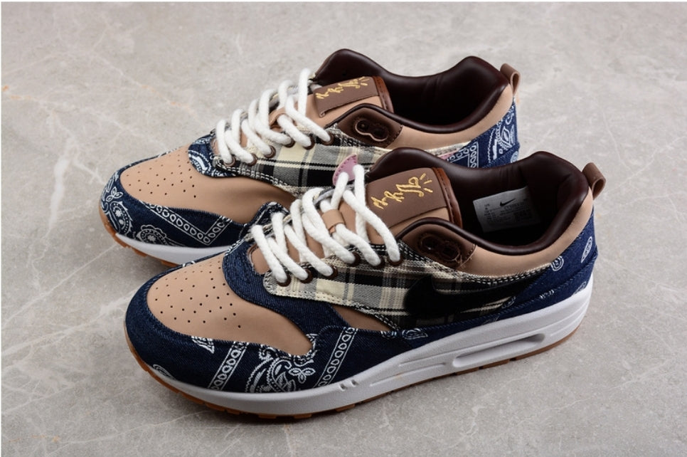 Les baskets Nike Air Max 1 sont iconiques pour leur style emblématique.retro incontournable pas cher. Le moins cher 