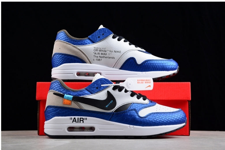 Les baskets Nike Air Max 1 sont iconiques pour leur style emblématique.retro incontournable pas cher. Le moins cher.exceptionnel 