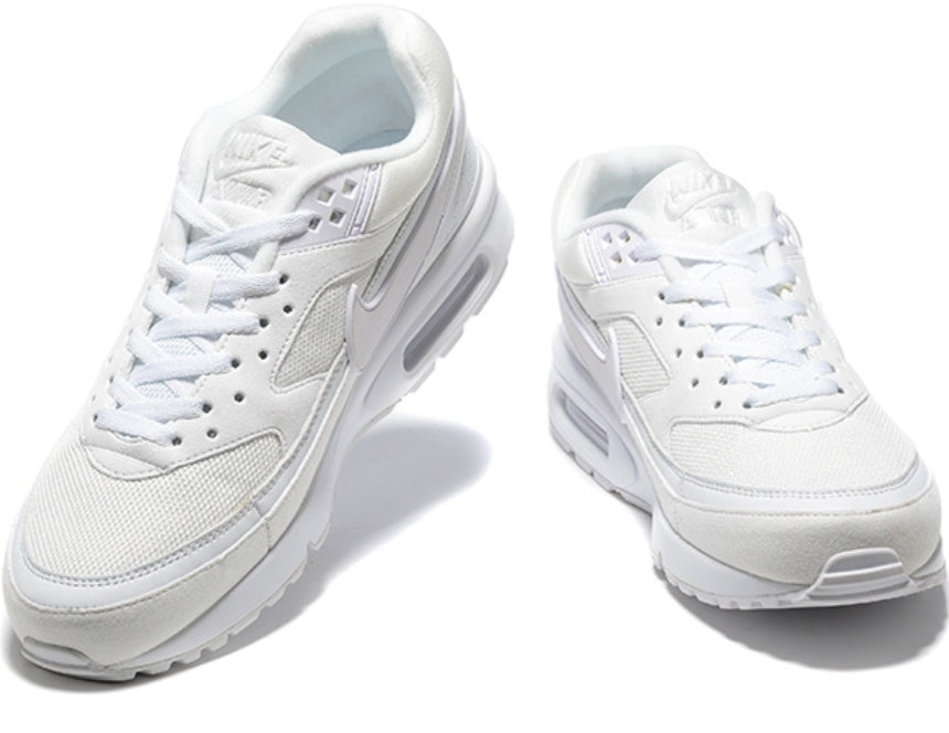 Les baskets Nike Air Max BW allient un style intemporel à un confort inégalé. Leur design classique  de haute qualité .pas Cher. le moins cher.