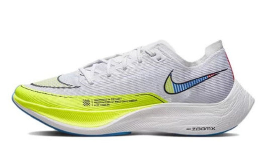 Les baskets Nike Air Zoom combinent style et performance, offrant une expérience unique. Leur design élégant. Pas cher. Le moins Cher.