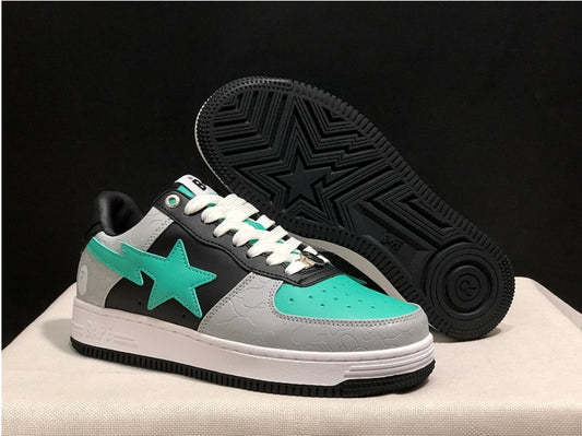 Les baskets sneakers Bape Sta incarnent un style emblématique et une tendance urbaine audacieuse.leur design distinctif.pas cher.le moins cher.
