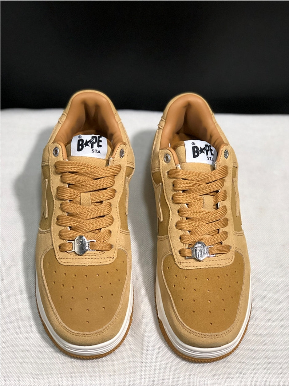 Les baskets sneakers Bape Sta incarnent un style emblématique et une tendance urbaine audacieuse.leur design distinctif.pas cher.le moins cher.