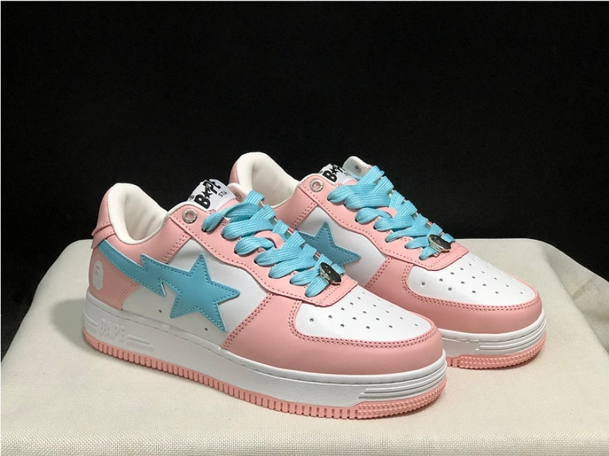 Les baskets sneakers Bape Sta incarnent un style emblématique et une tendance urbaine audacieuse.leur design distinctif.pas cher.le moins cher.