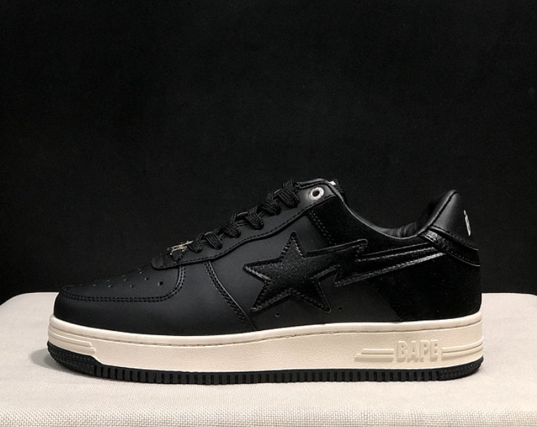 Les baskets sneakers Bape Sta incarnent un style emblématique et une tendance urbaine audacieuse.leur design distinctif.pas cher.le moins cher.
