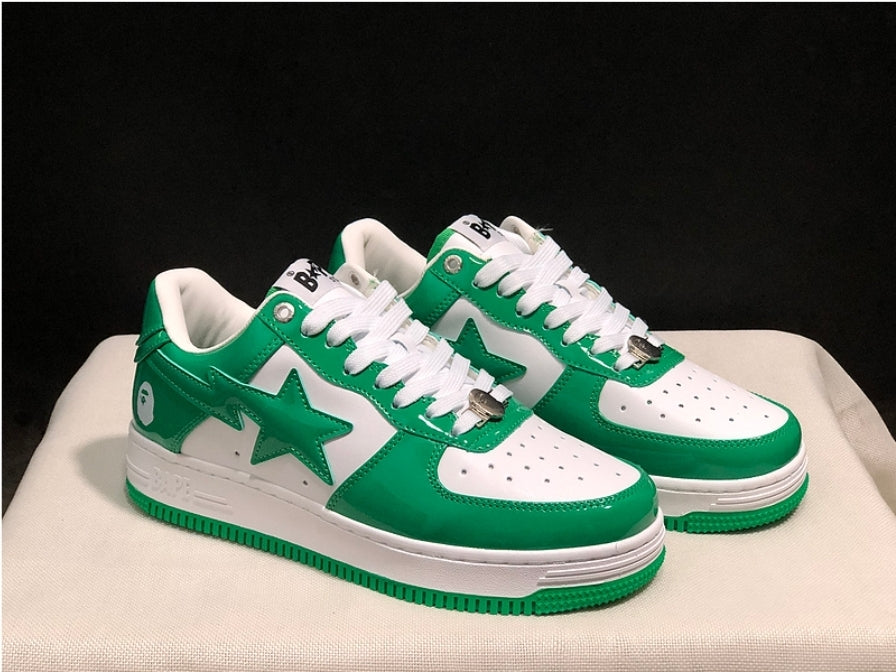 Les baskets sneakers Bape Sta incarnent un style emblématique et une tendance urbaine audacieuse.leur design distinctif.pas cher.le moins cher.