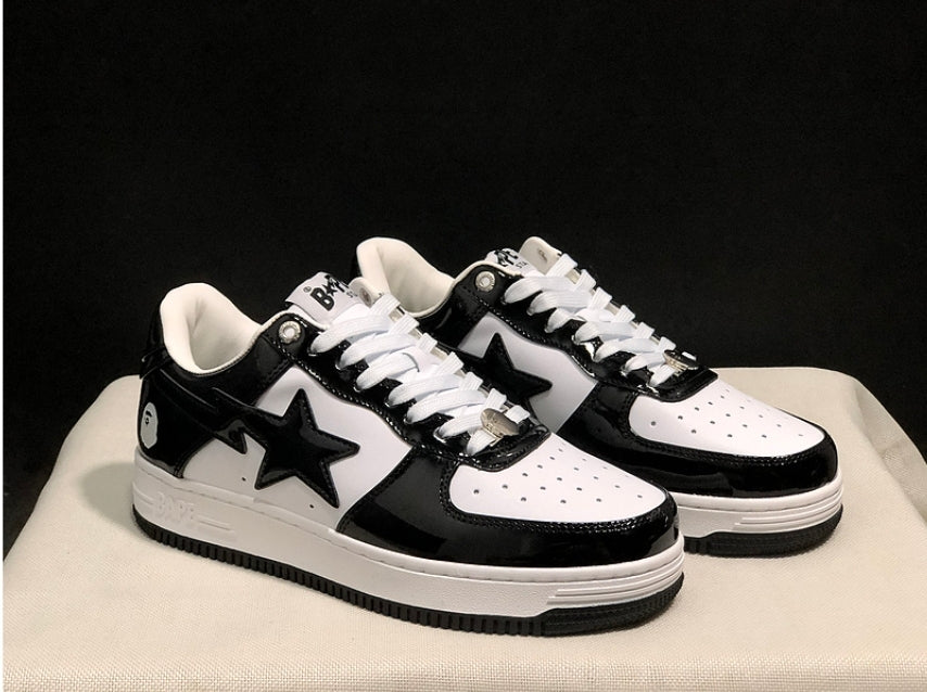 Les baskets sneakers Bape Sta incarnent un style emblématique et une tendance urbaine audacieuse.leur design distinctif.pas cher.le moins cher.