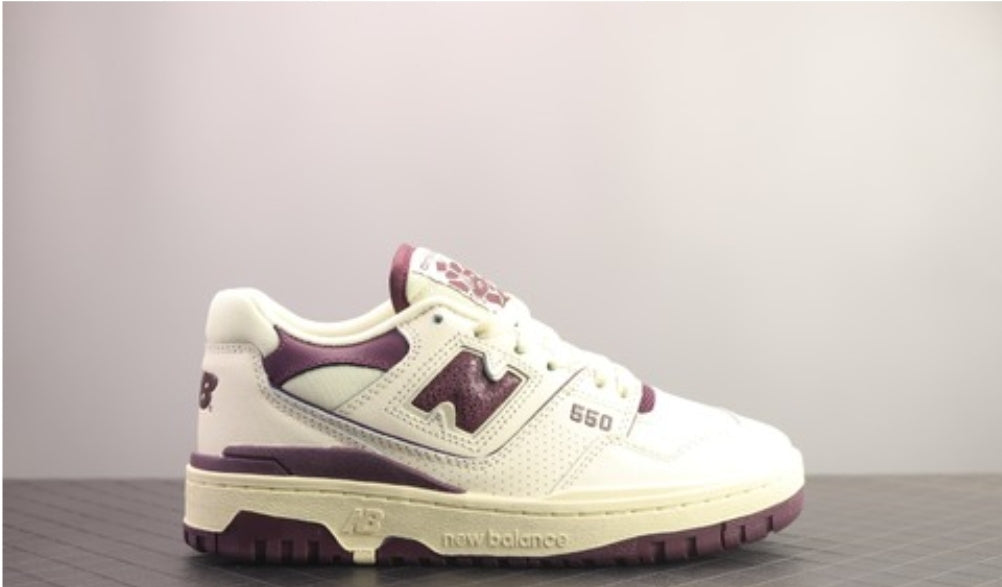 Les baskets New Balance allient style et confort. Leur design classique et leurs matériaux de haute qualité en font un choix idéal pour les amateurs de sneakers.pas cher. Le moins cher.