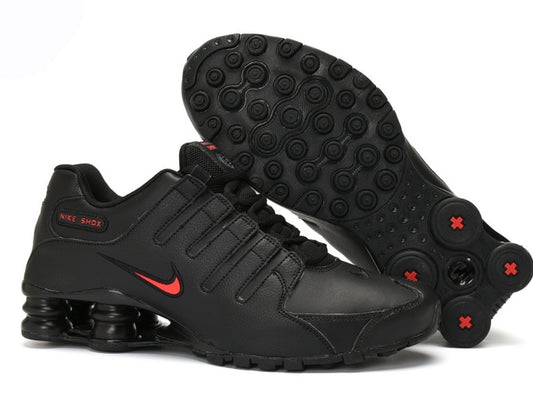 Les baskets Nike Shox NZ combinent style et performance pour les amateurs de mode et les athlètes.pas cher. Le moins cher.
