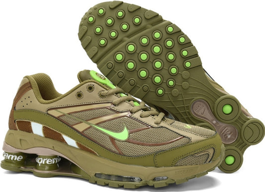 Les baskets Nike Shox Ride 2 Supreme X allient style audacieux et performance exceptionnelle. Pas cher. Le moins cher. Design sauvage
