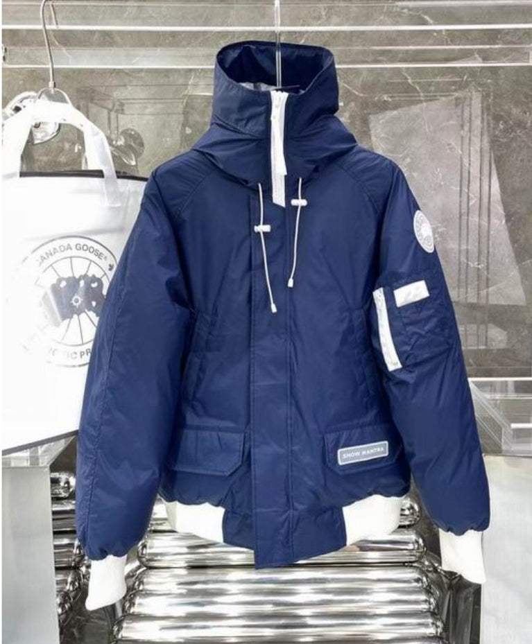 Les doudounes Canada Goose allient élégance et chaleur pour offrir une protection optimale contre le froid. Leur design sophistiqué et leurs matériaux de haute qualité. Pas cher. Le moins cher.
