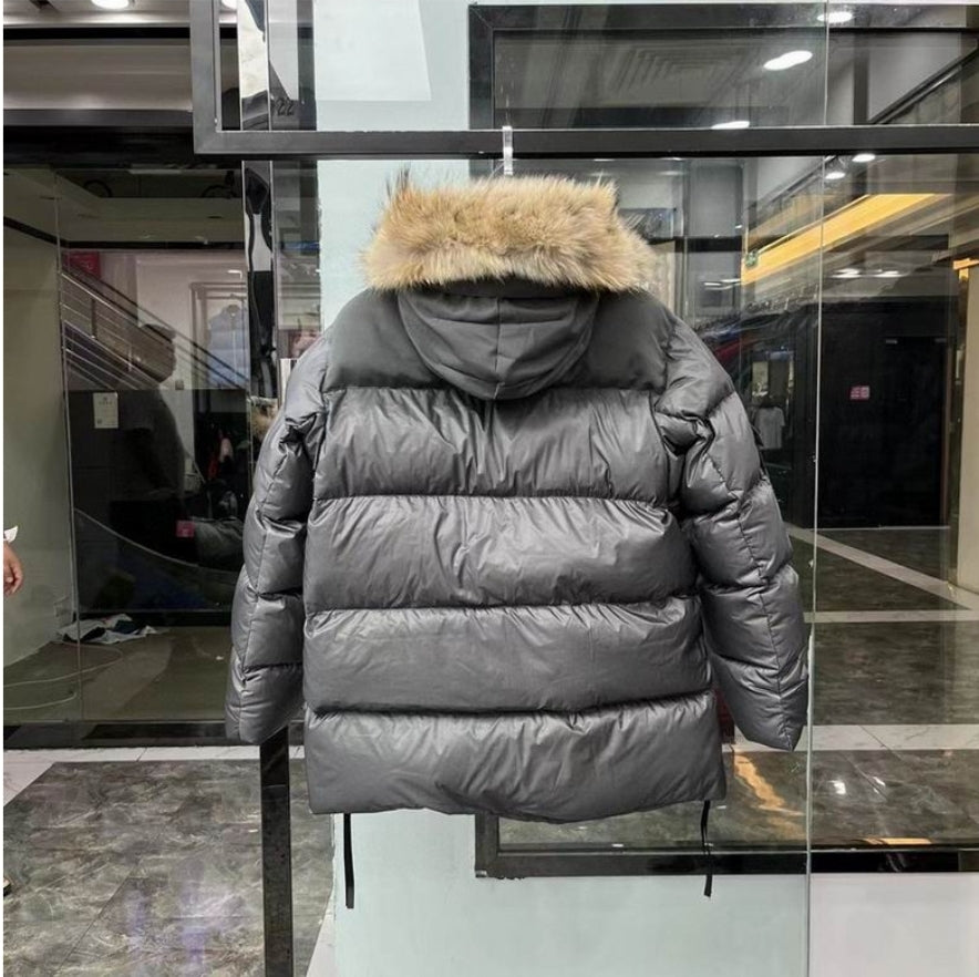 Les doudounes Canada Goose allient élégance et chaleur pour offrir une protection optimale contre le froid. Leur design sophistiqué et leurs matériaux de haute qualité. Pas cher. Le moins cher.
