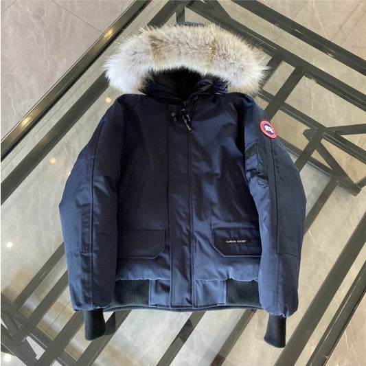 Les doudounes Canada Goose allient élégance et chaleur pour offrir une protection optimale contre le froid. Leur design sophistiqué et leurs matériaux de haute qualité. Pas cher. Le moins cher.