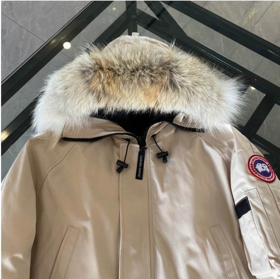 Les doudounes Canada Goose allient élégance et chaleur pour offrir une protection optimale contre le froid. Leur design sophistiqué et leurs matériaux de haute qualité. Pas cher. Le moins cher.
