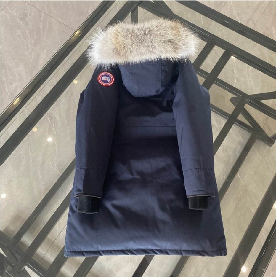 Les doudounes Canada Goose allient élégance et chaleur pour offrir une protection optimale contre le froid. Leur design sophistiqué et leurs matériaux de haute qualité. Pas cher. Le moins cher.