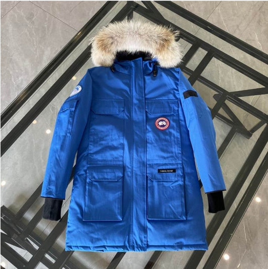 Les doudounes Canada Goose allient élégance et chaleur pour offrir une protection optimale contre le froid. Leur design sophistiqué et leurs matériaux de haute qualité. Pas cher. Le moins cher.