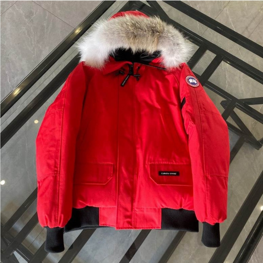 Les doudounes Canada Goose allient élégance et chaleur pour offrir une protection optimale contre le froid. Leur design sophistiqué et leurs matériaux de haute qualité. Pas cher. Le moins cher.