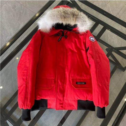 Les doudounes Canada Goose allient élégance et chaleur pour offrir une protection optimale contre le froid. Leur design sophistiqué et leurs matériaux de haute qualité. Pas cher. Le moins cher.