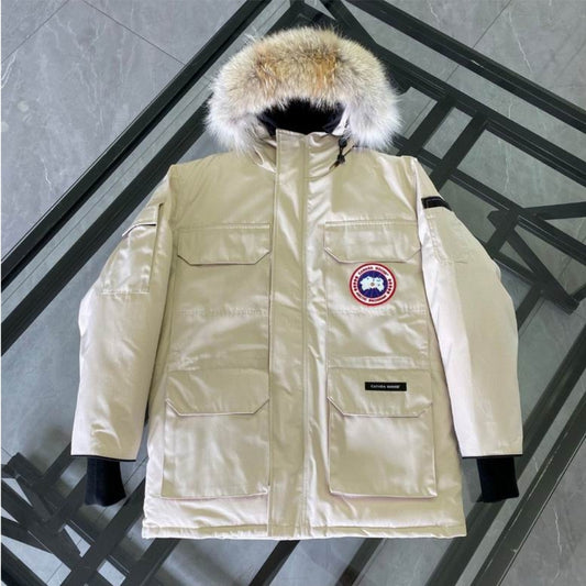 Les doudounes Canada Goose allient élégance et chaleur pour offrir une protection optimale contre le froid. Leur design sophistiqué et leurs matériaux de haute qualité. Pas cher. Le moins cher.