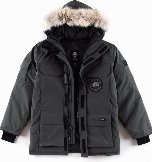 Les doudounes Canada Goose allient élégance et chaleur pour offrir une protection optimale contre le froid. Leur design sophistiqué et leurs matériaux de haute qualité. Pas cher. Le moins cher.