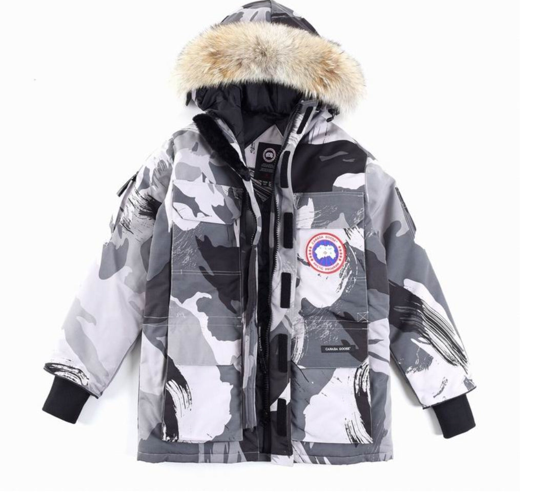 Les doudounes Canada Goose allient élégance et chaleur pour offrir une protection optimale contre le froid. Leur design sophistiqué et leurs matériaux de haute qualité. Pas cher. Le moins cher.