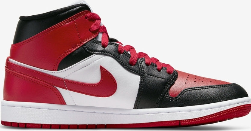 Les baskets Air Jordan 1 offrent un style iconique et une performance légendaire.

 leur design emblématique .pas cher. Le moins cher.