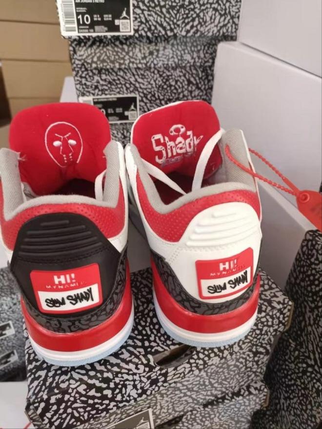 Les baskets Air Jordan 3 offrent un style légendaire et une performance exceptionnelle.

leur design emblématique.pas cher.le moins cher.