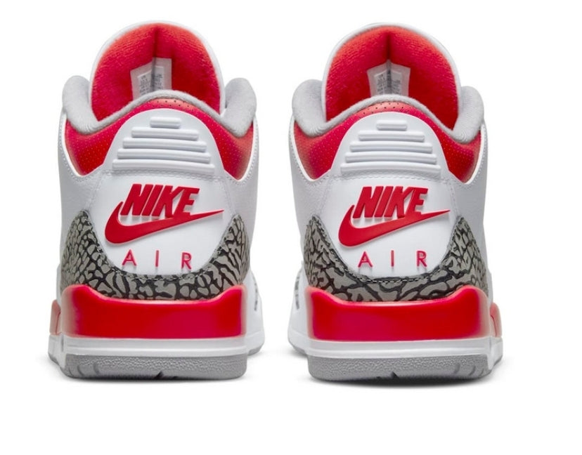 Les baskets Air Jordan 3 offrent un style légendaire et une performance exceptionnelle.

leur design emblématique.pas cher.le moins cher.