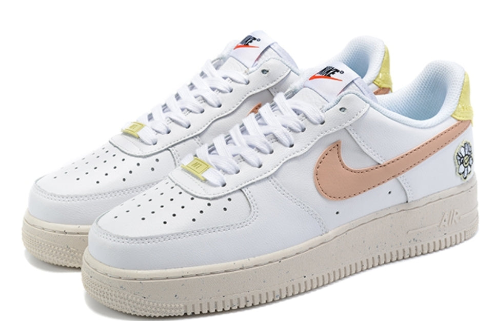 Les baskets Nike Air Force 1 combinent style et performance, offrant une expérience exceptionnelle.pas cher. Le moins cher.