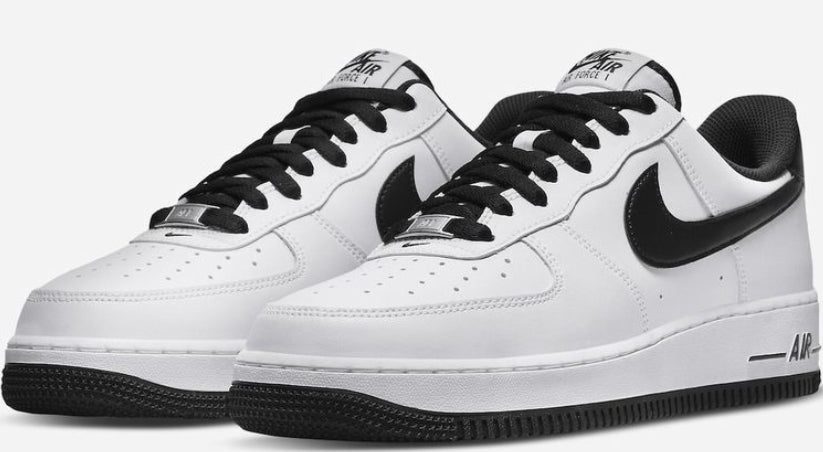 Les baskets Nike Air Force 1 combinent style et performance, offrant une expérience exceptionnelle.pas cher. Le moins cher.