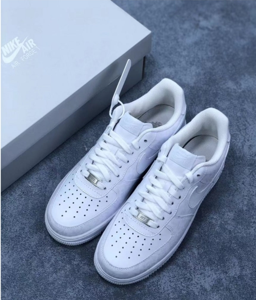 Les baskets Nike Air Force 1 combinent style et performance, offrant une expérience exceptionnelle.pas cher. Le moins cher.