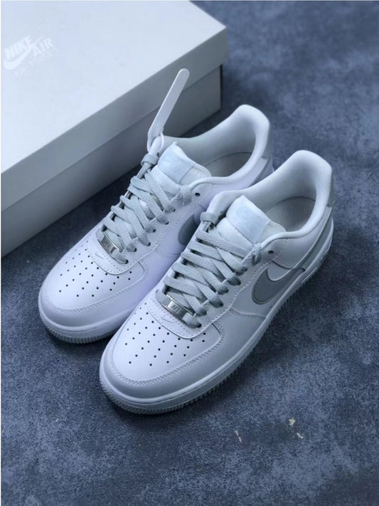 Les baskets Nike Air Force 1 combinent style et performance, offrant une expérience exceptionnelle.pas cher. Le moins cher.