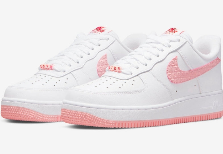 Les baskets Nike Air Force 1 combinent style et performance, offrant une expérience exceptionnelle.pas cher. Le moins cher.